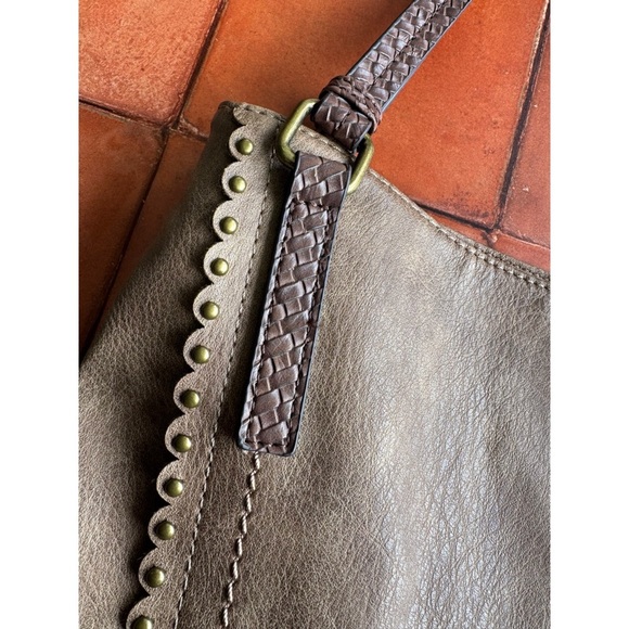 Darcy Marks London Vegan Leather Shoulder Bag In Camel EUC - Picture 3 of 7